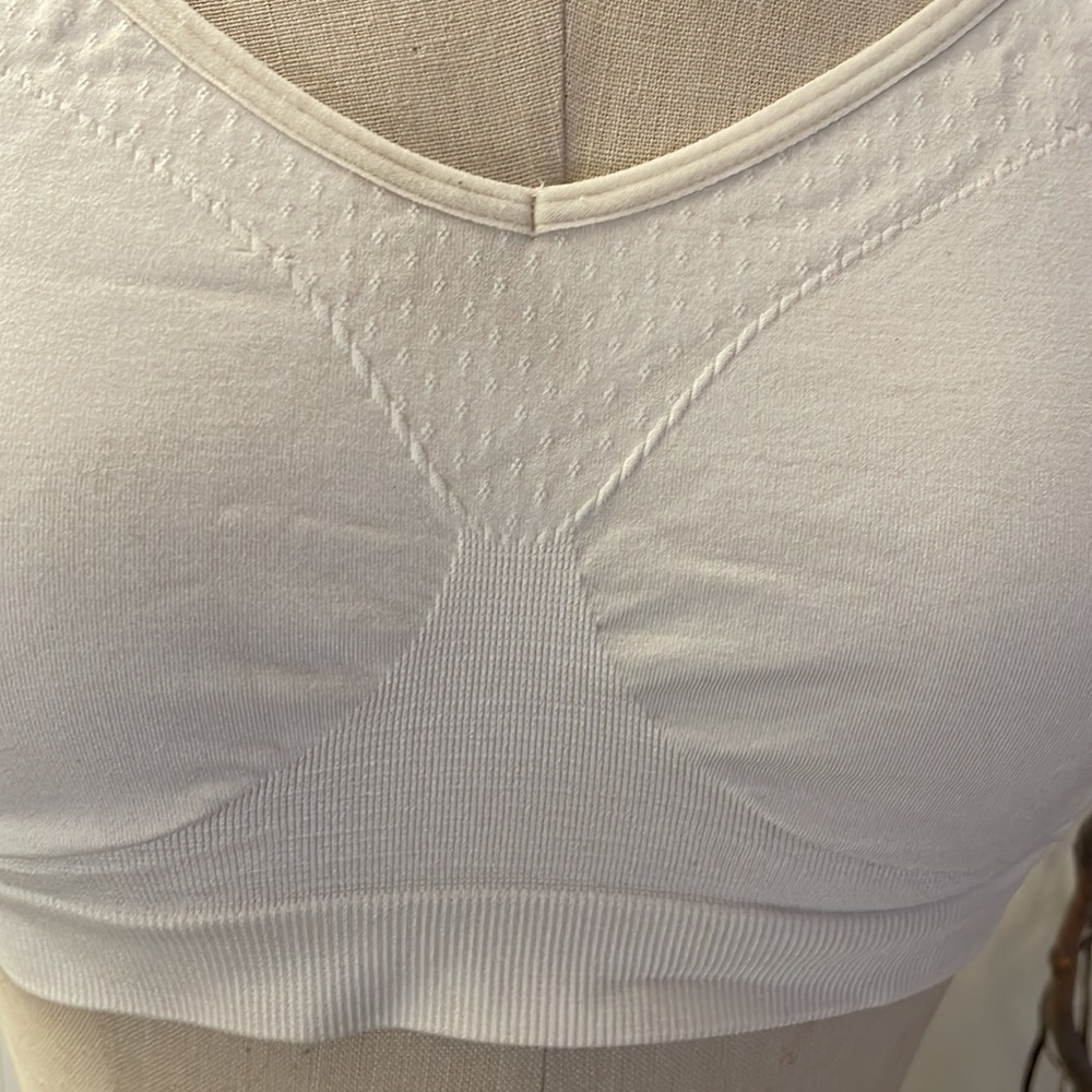 Basics by Bravado Ivory nursing bra XL - Picture 3 of 7